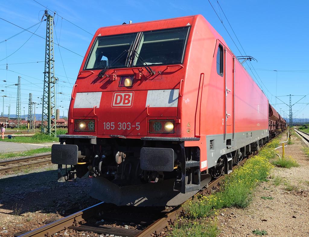 Statt der ersten alleinverantwortlichen Fahrt nach München ging es heute außerplanmäßig mal wieder in die entgegengesetzte Richtung - mit über 1000 Tonnen Weizen nach Mannheim 🌾