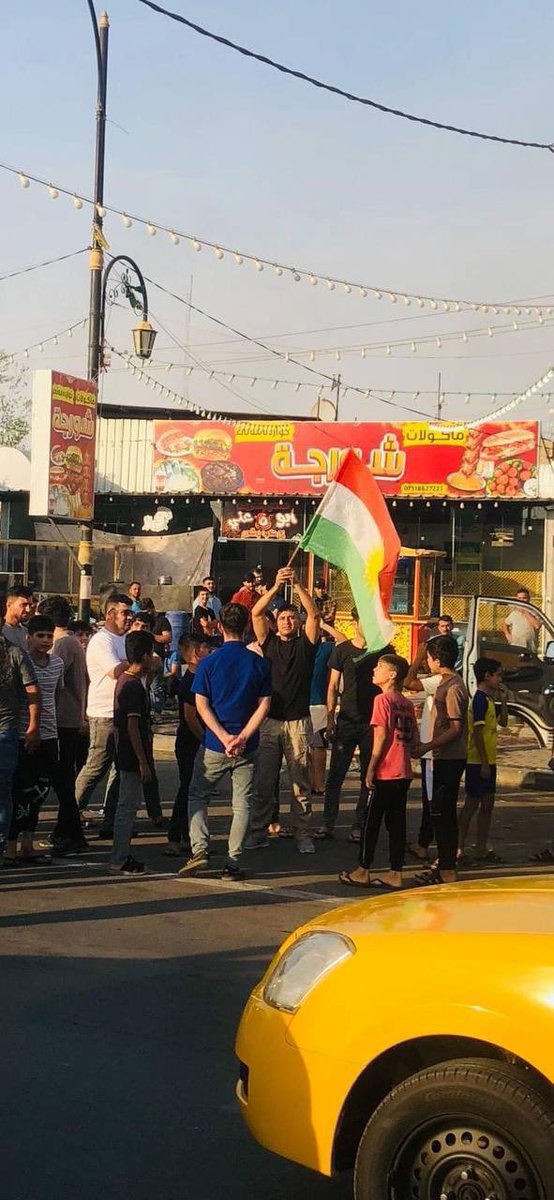 تظاهر ٣ مليون مواطن من الاخوة الكرد في منطقة الشورجة في كركوك للمطالبة بإنهاء الانتشار العسكري