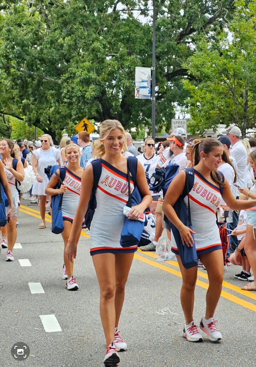 They are smiling at me. Ok, and the hundreds behind me. To be young again.