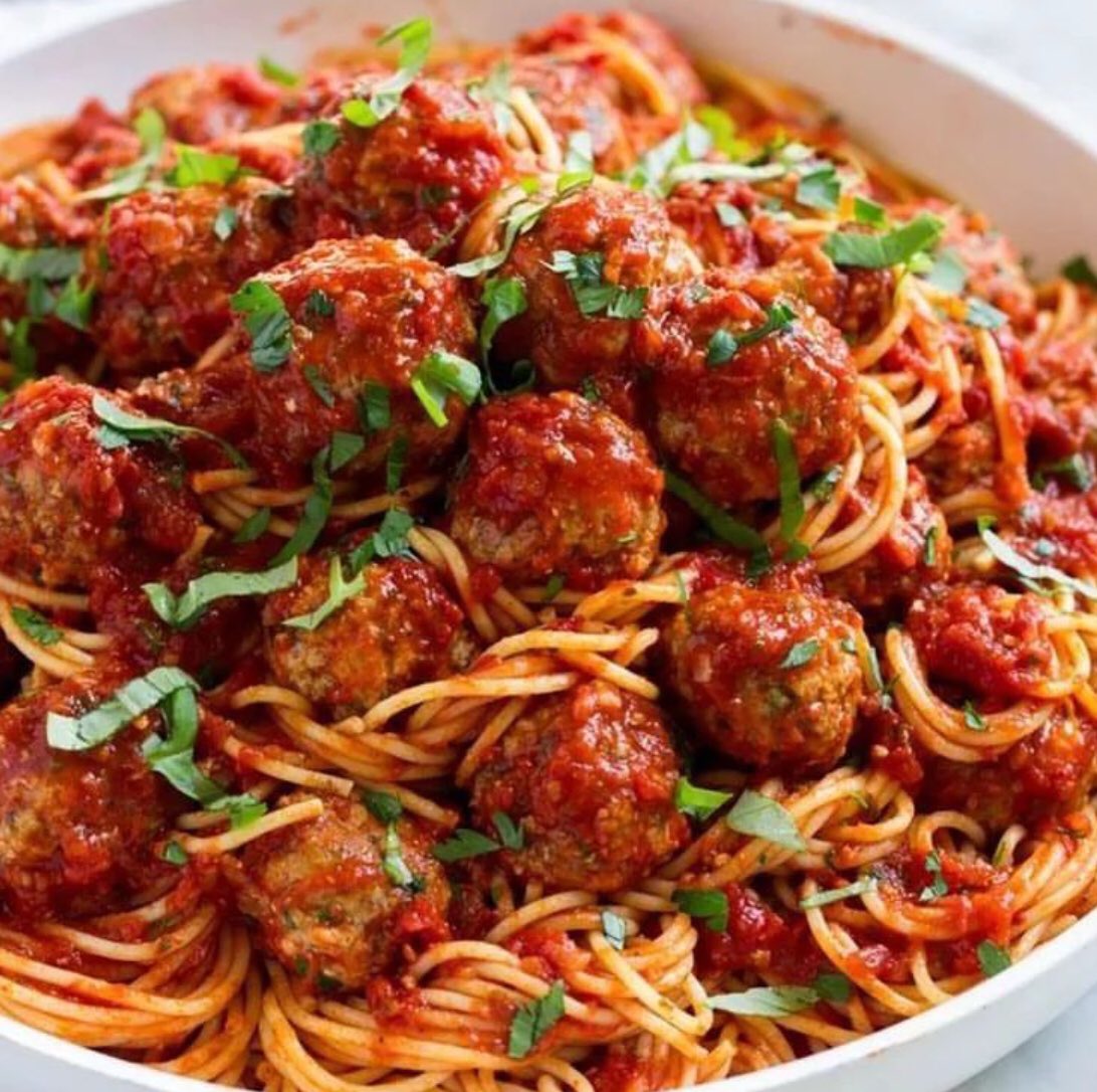 RealSushiChef's tweet photo. MEAT BALL with spaghetti 
ミート・ボールが多い目のスパゲティー https://t.co/d3UX3UmcnS