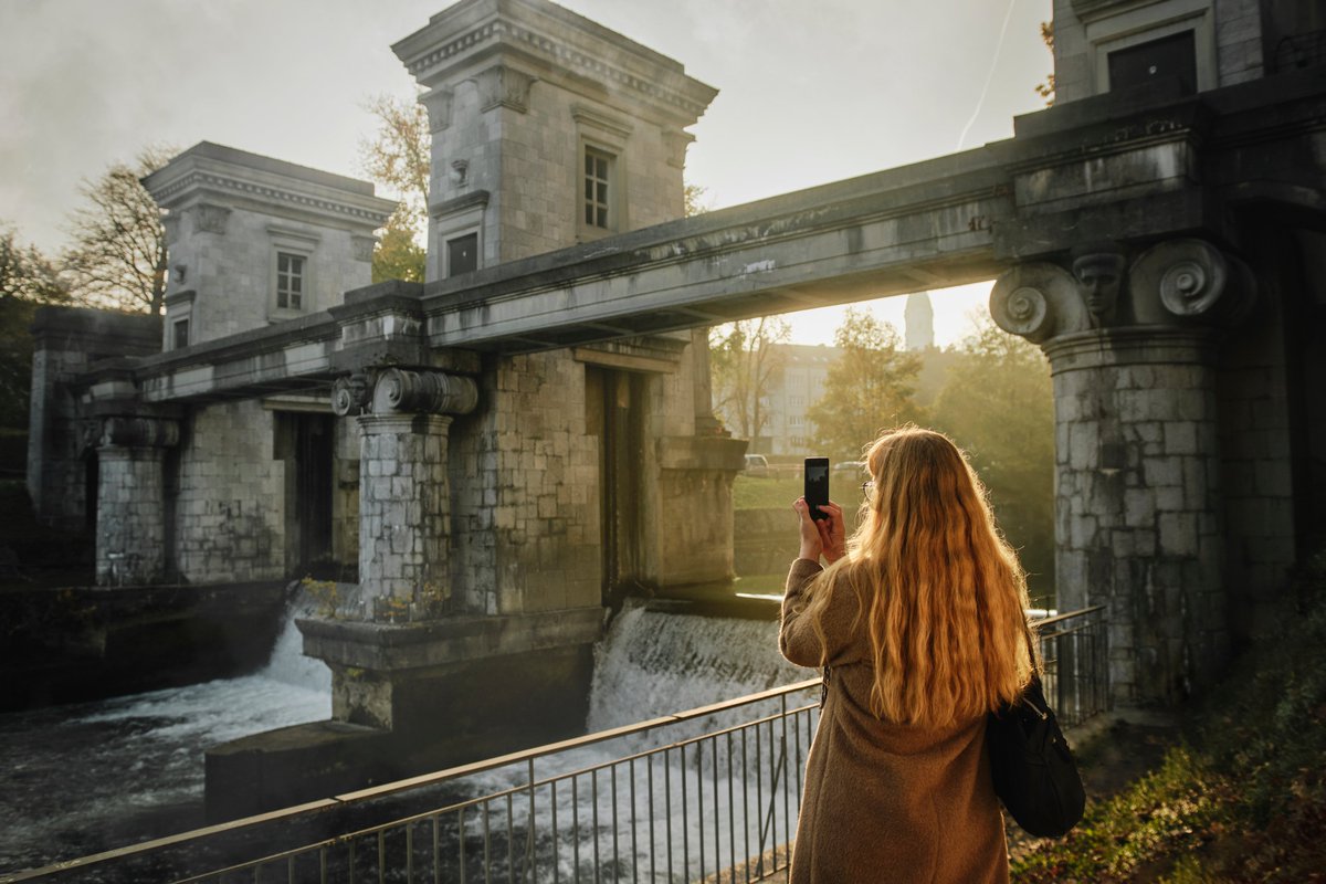 NuovoFaceMag's tweet photo. La #Lubiana di #Plečnik •

Il più celebre architetto sloveno ha cambiato il volto della città, ispirandosi al modello dell’antica Atene. Le sue opere sono patrimonio mondiale #Unesco. (Di @MauroOrrico)  
#visitljubljana #ljubljana @visitljubljana

👉 https://t.co/QmXDJjg588 https://t.co/Wm8ASxTf11