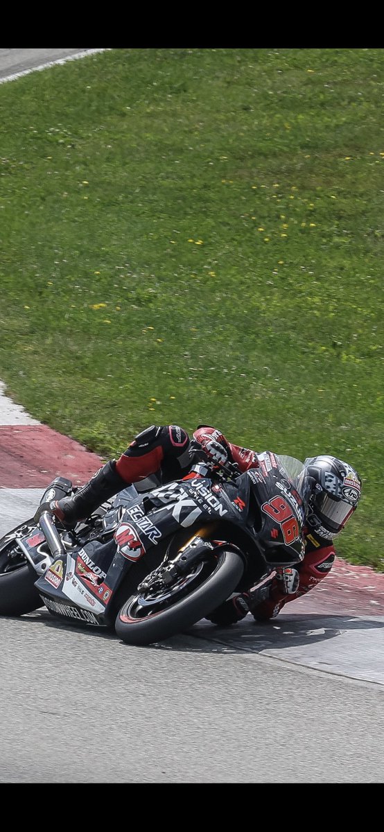 Been feeling the flow on my @suzukicycles @MissionFoodsUS @VisionWheelInc @TeamHammerRR SBK!! #superbike #motoamerica