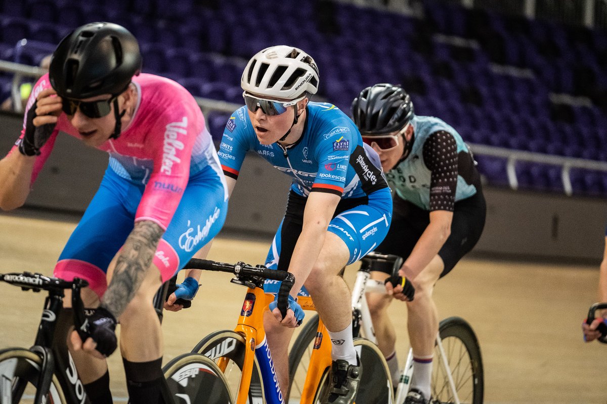 ScottishCycling's tweet photo. Fast, frantic and exciting to watch. Riding on the track is an experience like no other.

If you watched the @CyclingWorlds last month, then you may have seen some of the track action – so why not give it a go yourself?

Check out our guide here: https://t.co/KYCBbLmnzP https://t.co/aMfICzrRXW