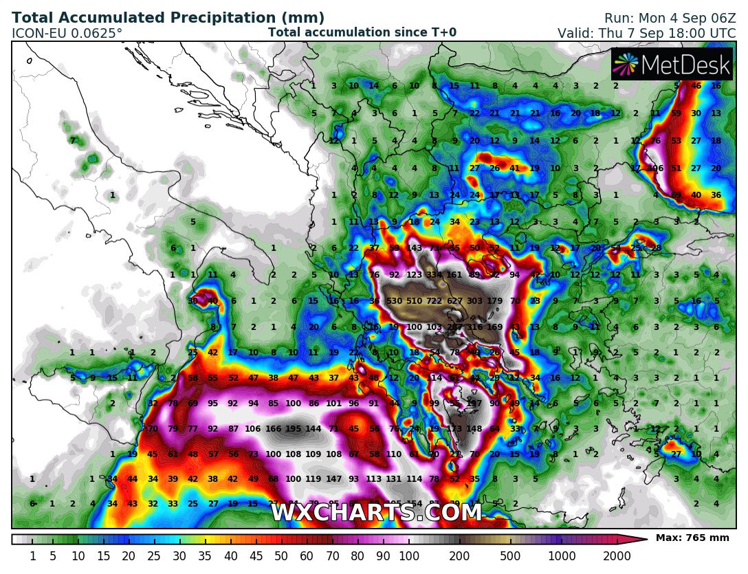 meteovillages's tweet image. 🌧️🌩️ 🇬🇷 La #Grèce s'apprête à vivre un épisode de #pluies #orageuses diluviennes absolument historique. Cet épisode méditerranéen pourrait apporter + de 1000 mm de pluie d'ici mercredi, certains modèles y voient jusqu'à 2200 mm. Cela représente 2 mètres d'eau tombée en 2 jours 😳