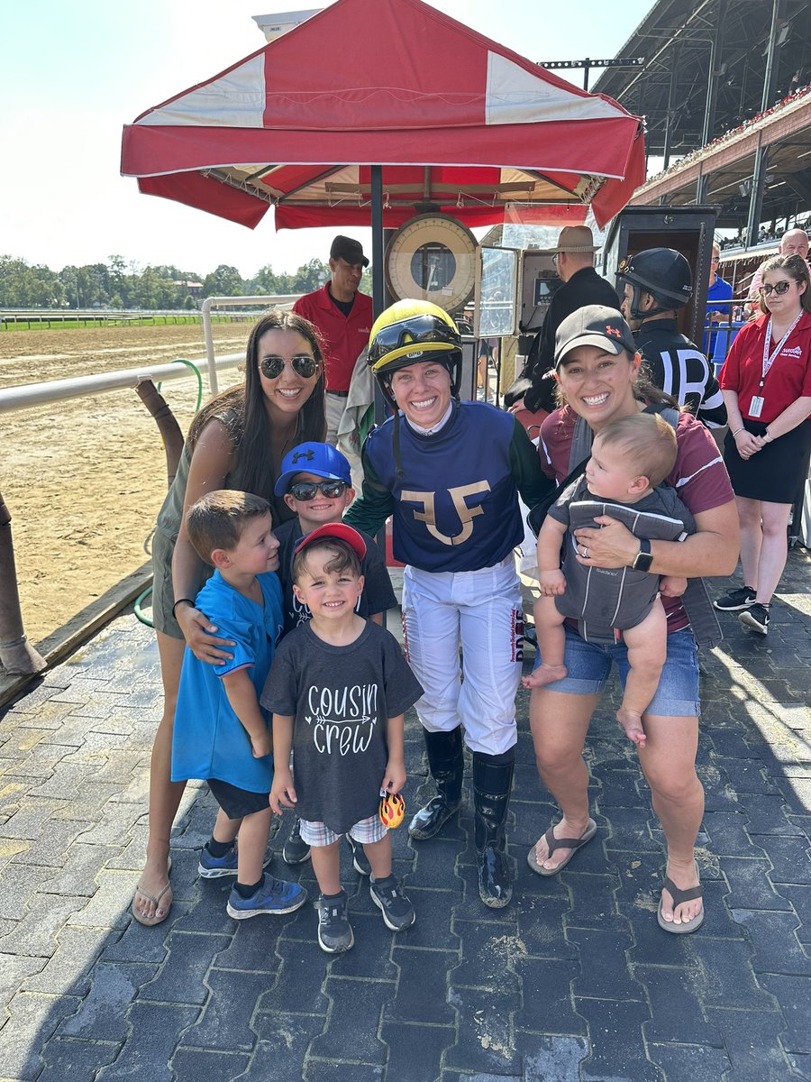 So cool meeting <a href="/jockeykdavis/">Katie Davis McCarthy</a> ! #saratoga