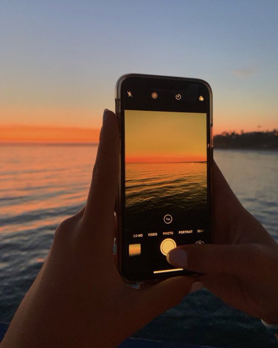 yo cada vez que veo que el cielo está bonito
