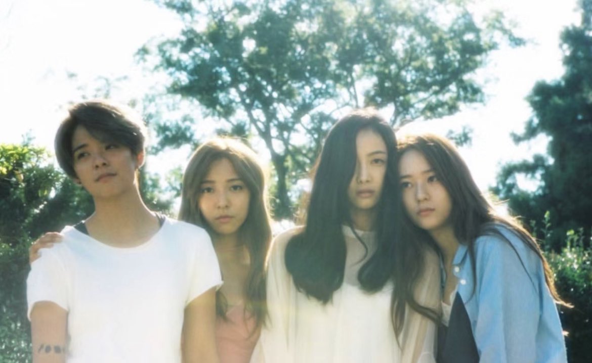 happy 14th debut anniversary, f(x) 💜

#songqian #victoriasong #宋茜 #빅토리아 #luna #amber #krystal #sulli