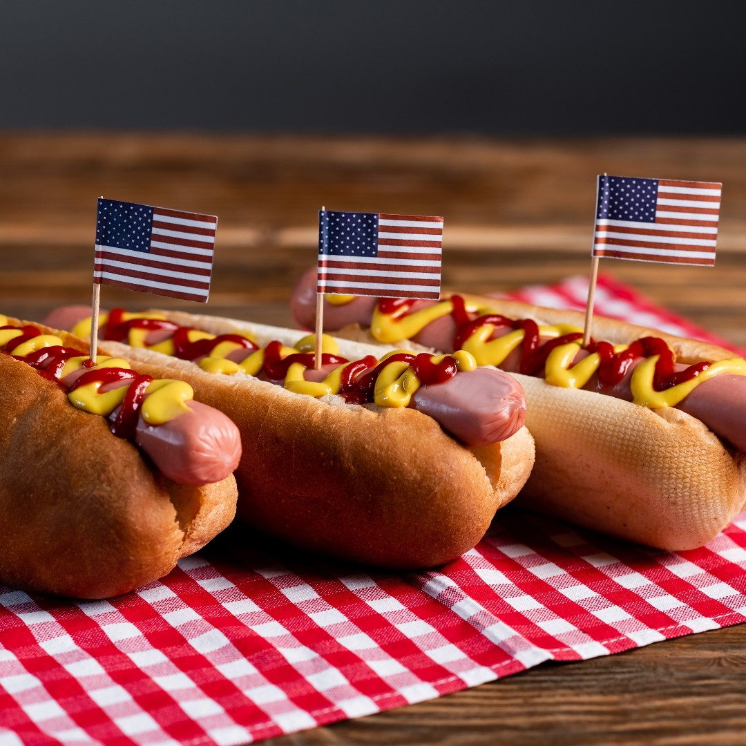 Thank you to all the servers, cooks, chefs, and restaurant managers working today so we can enjoy a day off.  You are appreciated.

#ChefLife #RestaurantLife #Restaurantconsulting #FoodService #Culinary #Restaurant #FoodandBeverage #LaborDay #ThankYou