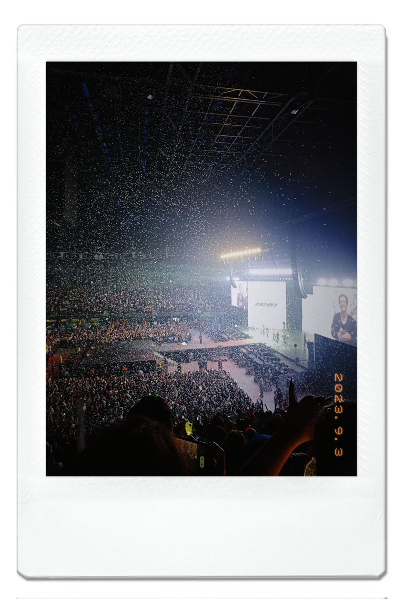 Mont_rosee's tweet photo. Todavía no me lo creo, just perfect!!
#ATEEZinColombia #Break_The_Wall_BOG @ATEEZofficial https://t.co/0bQCvsgK3a