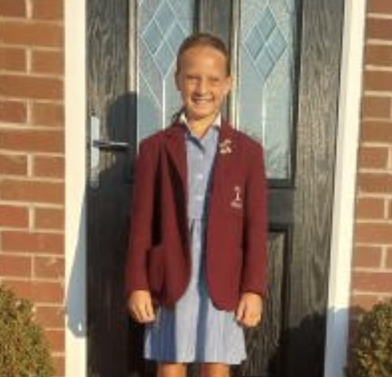 winterfoldhs's tweet photo. Maddie is looking forward to starting in Year 7 at Winterfold.
#WelcomeToWinterfold #BackToSchoolPhotos #NewSchoolYear #TheWinterfoldWay https://t.co/iAJW11sekX