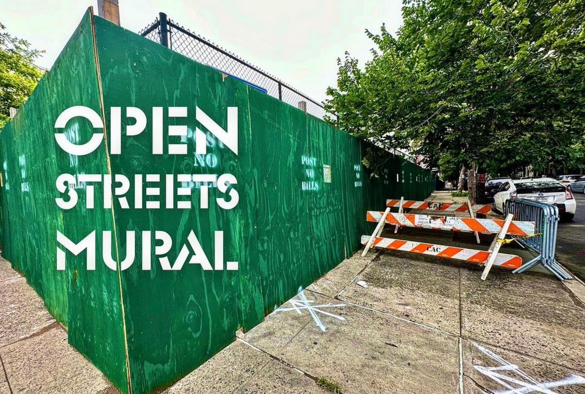 uptown_grand's tweet photo. The #GrandscaleMuralProject is back for 2023, with the same goal as always: To work with Uptown artists, make murals that uplift & support the community, and create a vibrant gateway to Harlem. We’ve also got a call for an #OpenStreets Community Mural: https://t.co/qHuw7oOPUg https://t.co/tdCPOjdN73