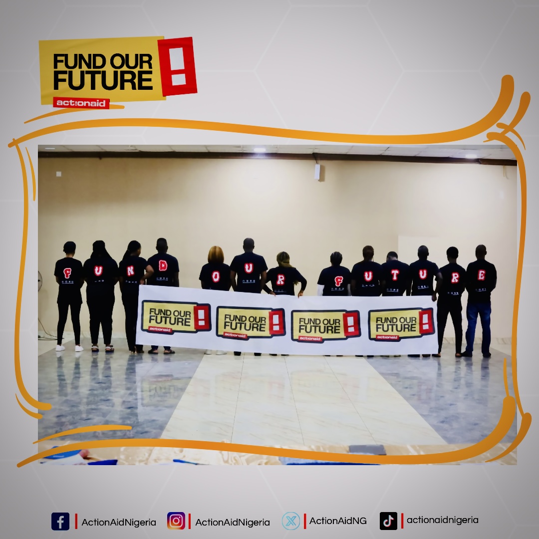 Banks, it's time to step up!
Reduce financing for #FossilFuels and industrial #agriculture
Strengthen policies on #HumanRights and #deforestation
Set ambitious targets for real zero emissions.
The planet is counting on you to #FundOurFuture!
bit.ly/FoF_FinanceFlo…

#ActionAid