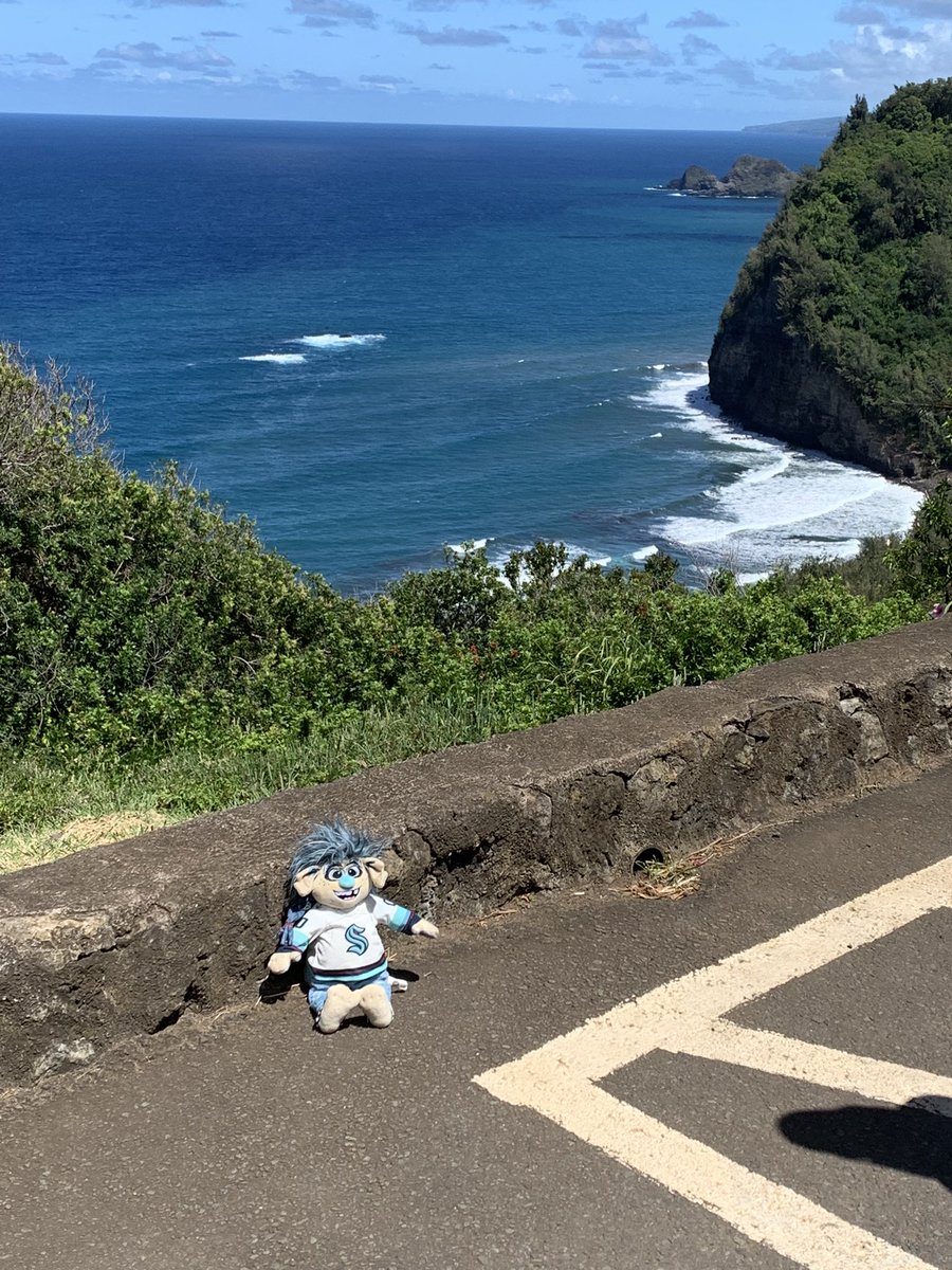 co1cav's tweet photo. @ImSteveMigs @SEAbuoy look who
Made the trip. https://t.co/AKKVUFrdTt