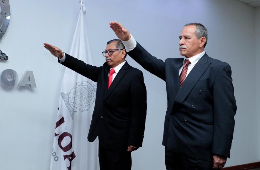 rochamoya_'s tweet photo. Se integra a mi gabinete, el Gral. Gerardo Mérida Sánchez como Secretario de Seguridad Pública. La encomienda que le he conferido, es dar continuidad a la Estrategia Nacional de Prevención del Delito, en nuestro estado, para proteger la integridad y la vida de todas y todos los sinaloenses.

He nombrado también, como Subsecretario de Seguridad Pública, Prevención y Reinserción Social, al Gral. Leoncio Pedro García Alatorre.

@sinaloagobmx @sspsinaloa1