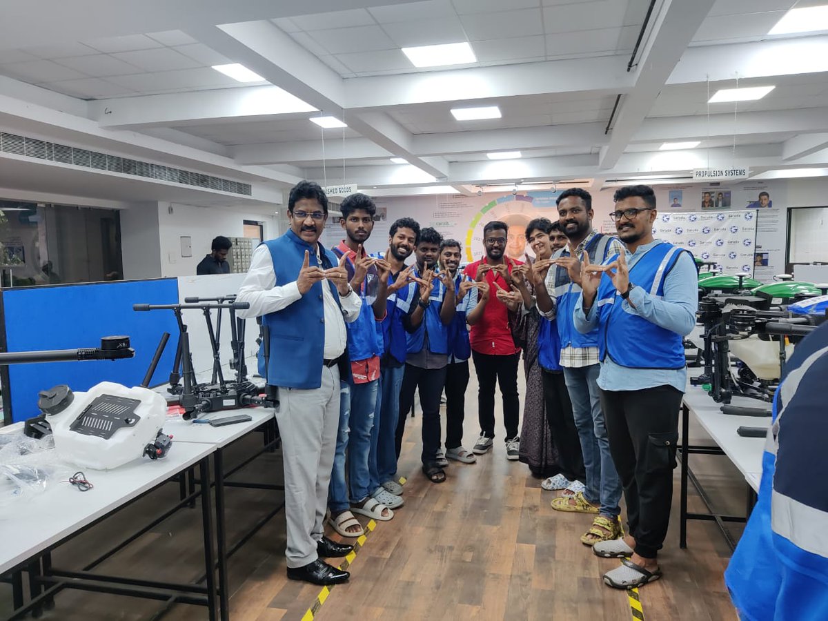 BalaKumaranB23's tweet photo. My heartfelt gratitude to @garuda_india for the incredible opportunity to teach those people.This experience has been truly transformative, and I think it is the chance to make a positive impact in their lives. It has been a privilege to contribute to their growth and development https://t.co/IzDyOsyrG0