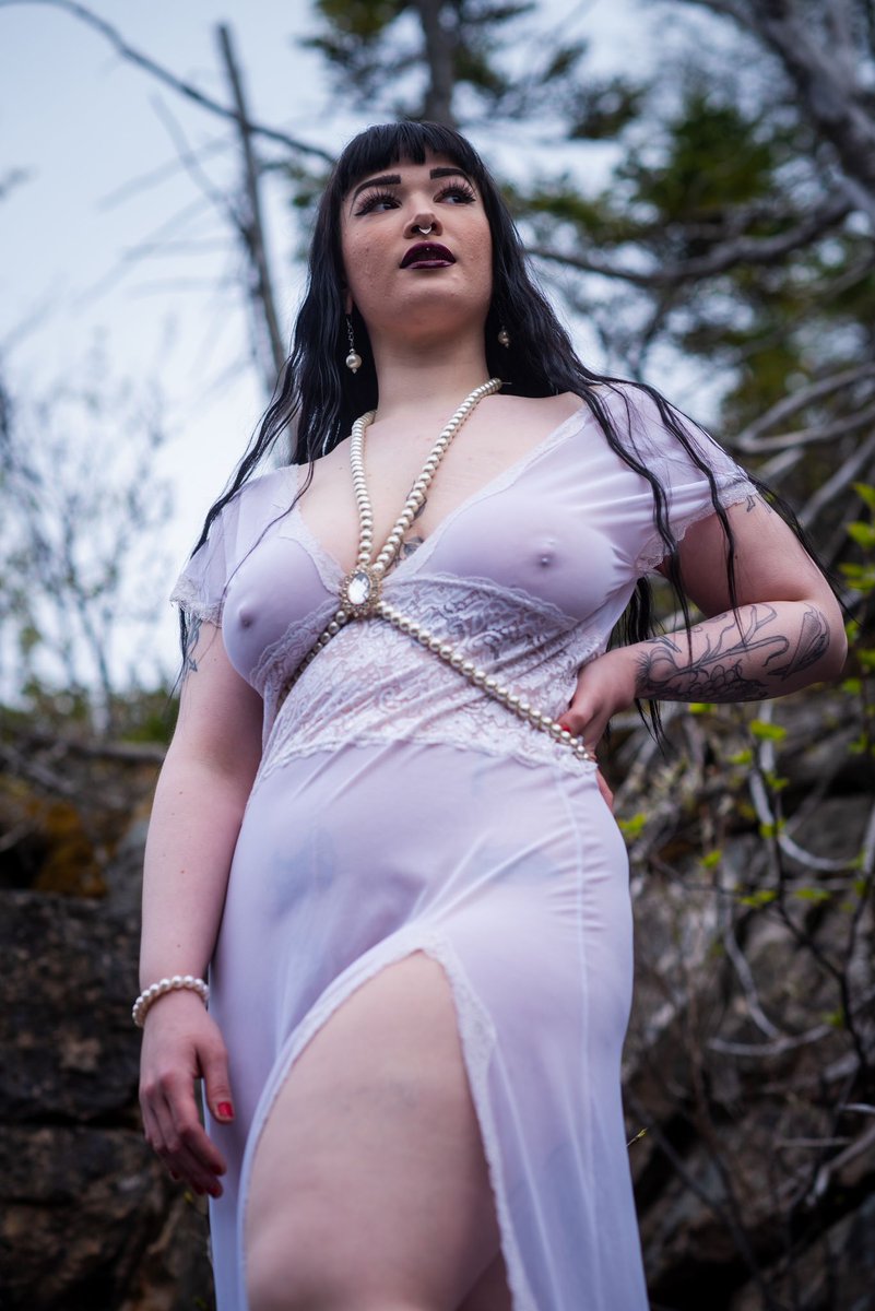 BonbonsWendy's tweet photo. I have my #onlyfans on sale for a limited time! Come check it out here https://t.co/Gpy72AqYRZ https://t.co/FufN34sUrW