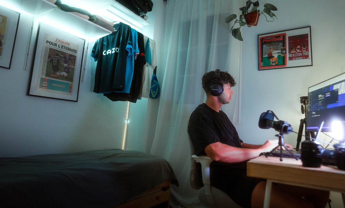 Nouveau virage ! Dès cette semaine, retrouvez-moi sur ma chaîne Twitch (@Jikabe_) pour votre condensé d'actu foot 🙏

Le programme arrive très rapidement, en attendant, c'est sur TikTok que ça se passe 🤗 Découvrez mon format quotidien "A la une", le premier épisode sort...