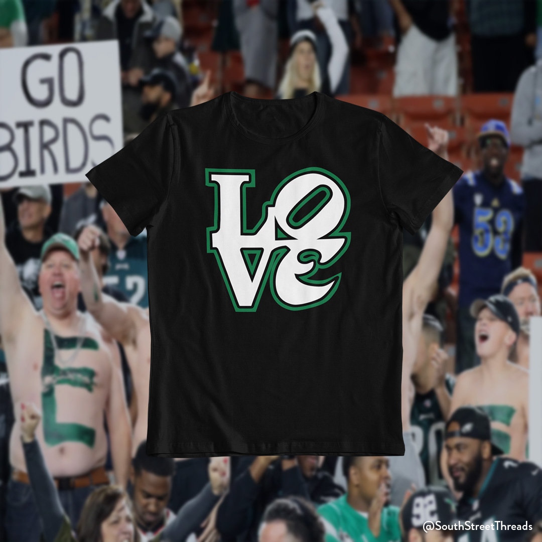 SouthStThreads's tweet photo. Fly high, Philly! 🦅🏈 Gear up for the upcoming Eagles season and let's show the world what it means to bleed green. 

25% off all football-related products to kick off the NFL season

https://t.co/q7VVijunqT

#SouthStreetThreads #FlyEaglesFly https://t.co/Fug4VmsN1T