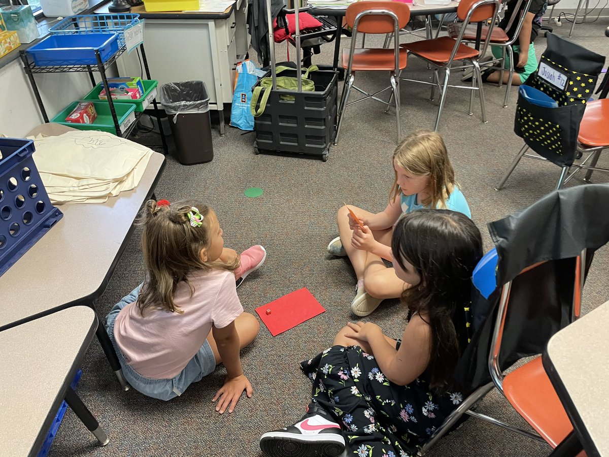 MaddenClass's tweet photo. We had a first great week getting to know each other and see our new classroom.  Here are some pictures. https://t.co/6n6TsWyqod