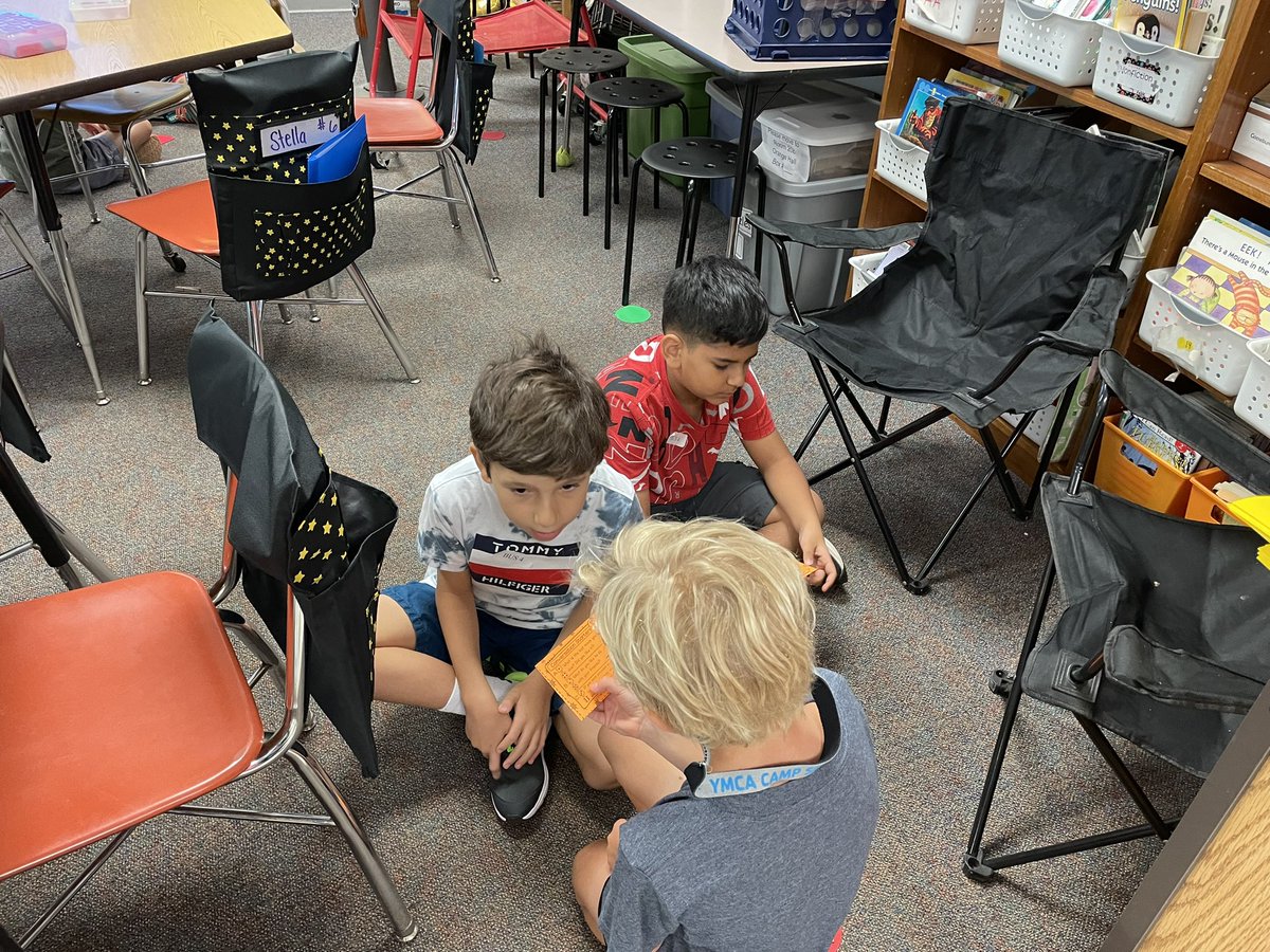MaddenClass's tweet photo. We had a first great week getting to know each other and see our new classroom.  Here are some pictures. https://t.co/6n6TsWyqod