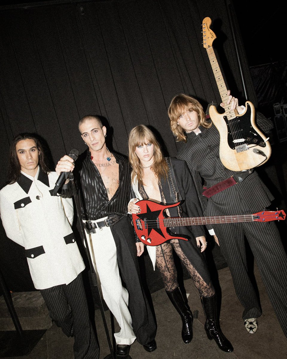 thisismaneskin's tweet photo. RUSH! WORLD TOUR has officially starteeeeeeeed!!!!!🫶 Hannover was a special magical gig and yoooooou knooowww there are plenty more dates to come!! we couldn’t be more hysterically excited about it 🥰💋🎀💘 Can’t wait to squeeze y’all, LOVE U so much - see you in NANCY 🌟 https://t.co/n4ZUqob02j