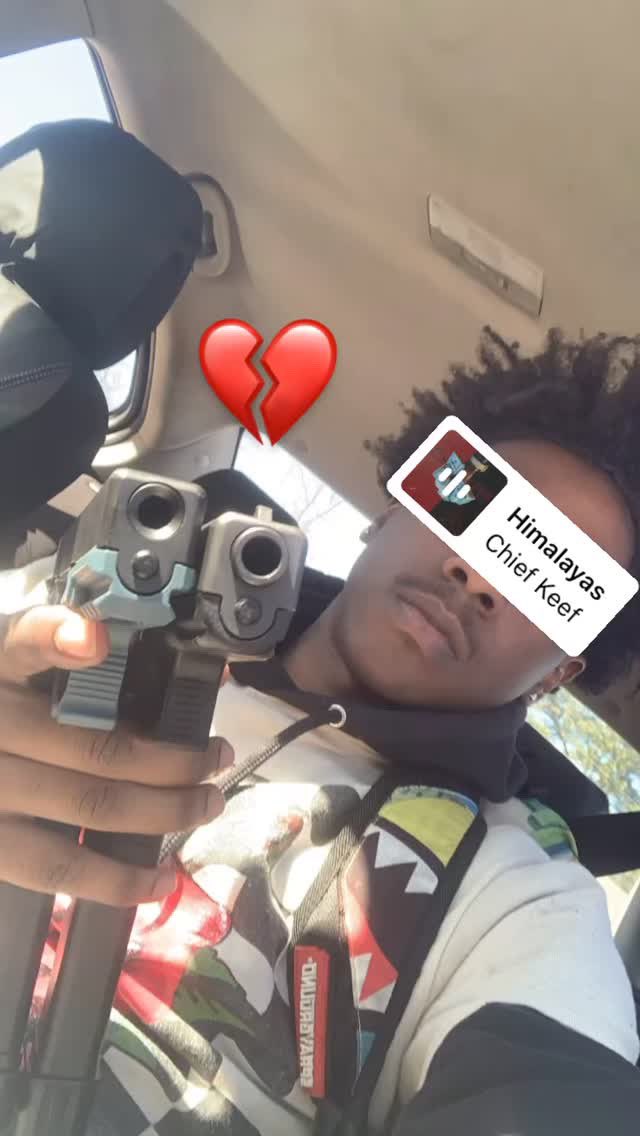 lil8 tweet media