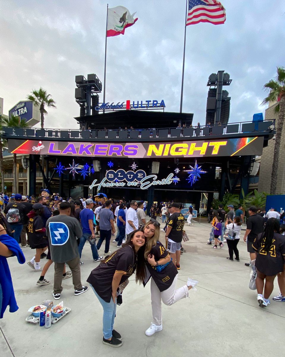 insanityy_gal's tweet photo. Always a vibe 💙 https://t.co/kkFybRihCB