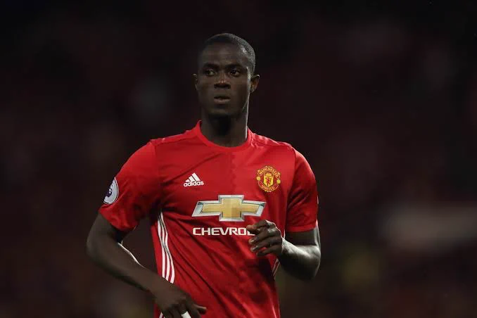 asistkolikk's tweet photo. Eric Bailly'nin adı Fenerbahçe ile geçiyor. Şuanda ön planda olan isimler Nino ve Eric Bailly
.
Salih Özcan Davinson Sanchez Hakan Çalhanoğlu Yağız Ndombili Güntekin Onay Veratti Nino Uçak Nicolas Pepe Fatih Terim Nelson Sergio Ramos Tottenham  Fenerbahçe #SeniSeviyoruzErdenTimur https://t.co/5QVEwF4bRU