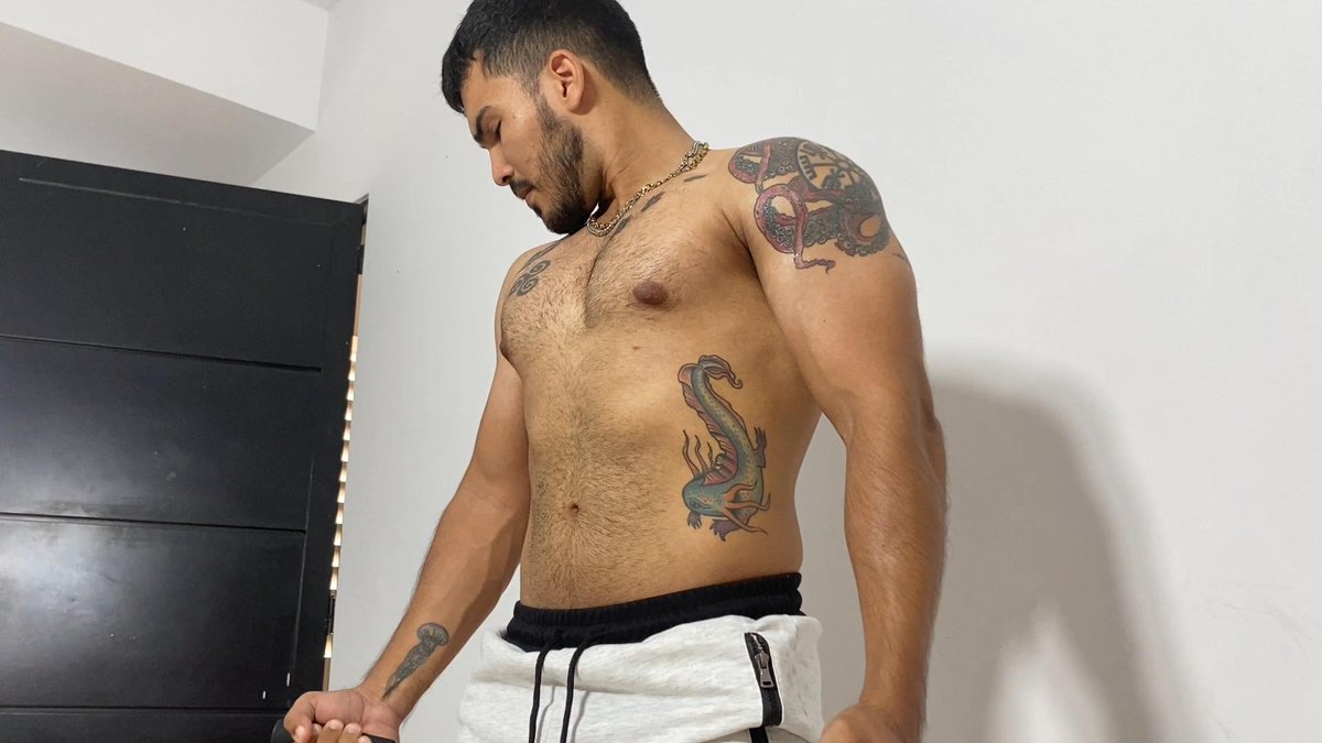 jasonstone_20's tweet photo. content creator😈📽️

🔽🔽🔽🔽🔽🔽🔽🔽🔽🔽🔽🔽🔽🔽
PUNISHING SPY BITCH by jason_stone @manyvids https://t.co/0cZNoiKEco 

@manyvidsproduct #customs #latinboy #cumplay https://t.co/ENjDnFMHrG