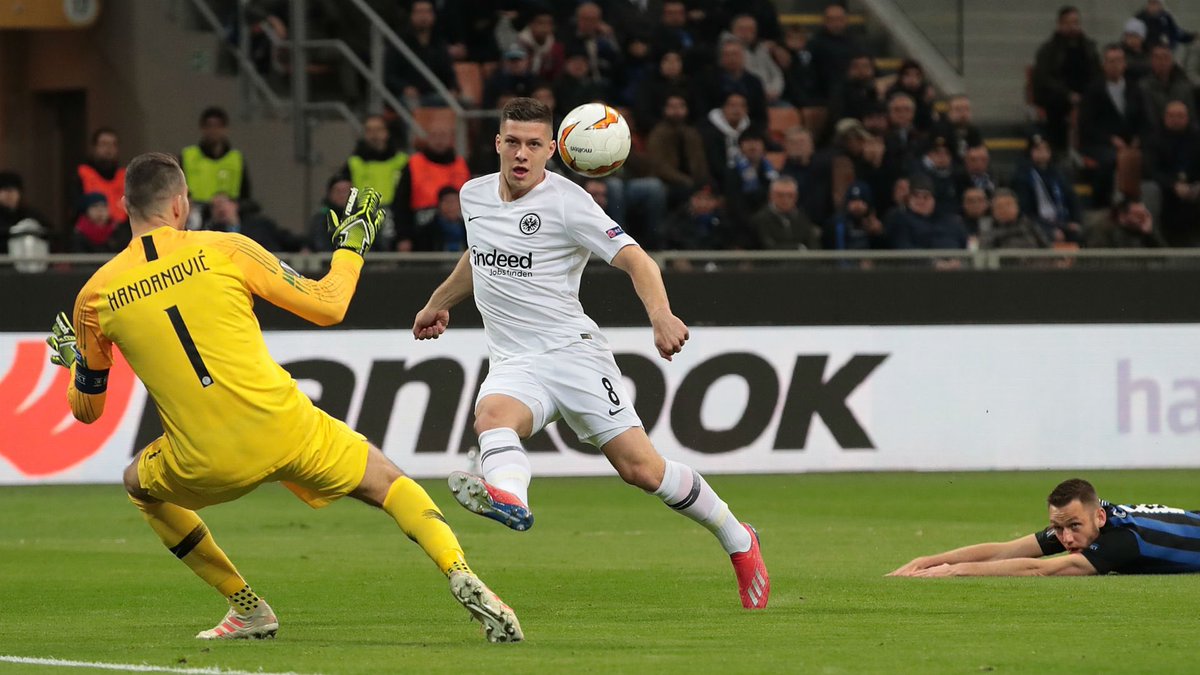 TeamJovic's tweet photo. Say whatever you want to say,

But it doesn’t change the fact that Luka has single handedly sent you out of the Europa League &amp; dunked on you twice and humiliated De Vrij twice. 

He’s always been a Milanista, born to wear the shirt. ❤️🖤 https://t.co/ttIV53ypb6