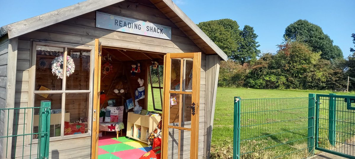 AMBERLEYPRIMARY's tweet photo. #Itsnearlytime……..😃
Mrs Hurst has been hard at work preparing our Reading Shack &amp; Invention Shed for reopening this term. Thanks to our fab @Amberley_PTFA for funding repairs to the Reading Shack 📚❤️&amp; to all who have donated recycled items to the Invention Shed this summer.♻️ https://t.co/OtdaXFgnum