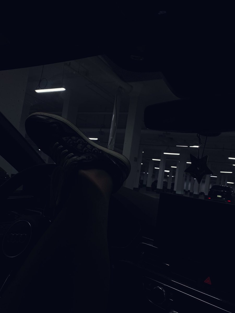 凌晨车库会有什么 ？🐶