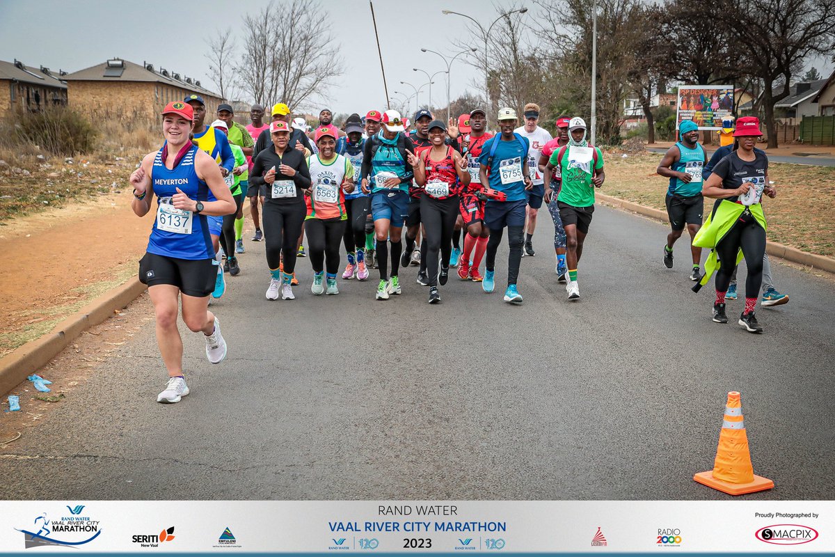 PoysaMan's tweet photo. #RandWaterVaalMarathon
Bean Bus Sub 4H45 delivered 🏃‍♂️ ❤ 
#RunningWithTumiSole https://t.co/ujVaCNm1Bq