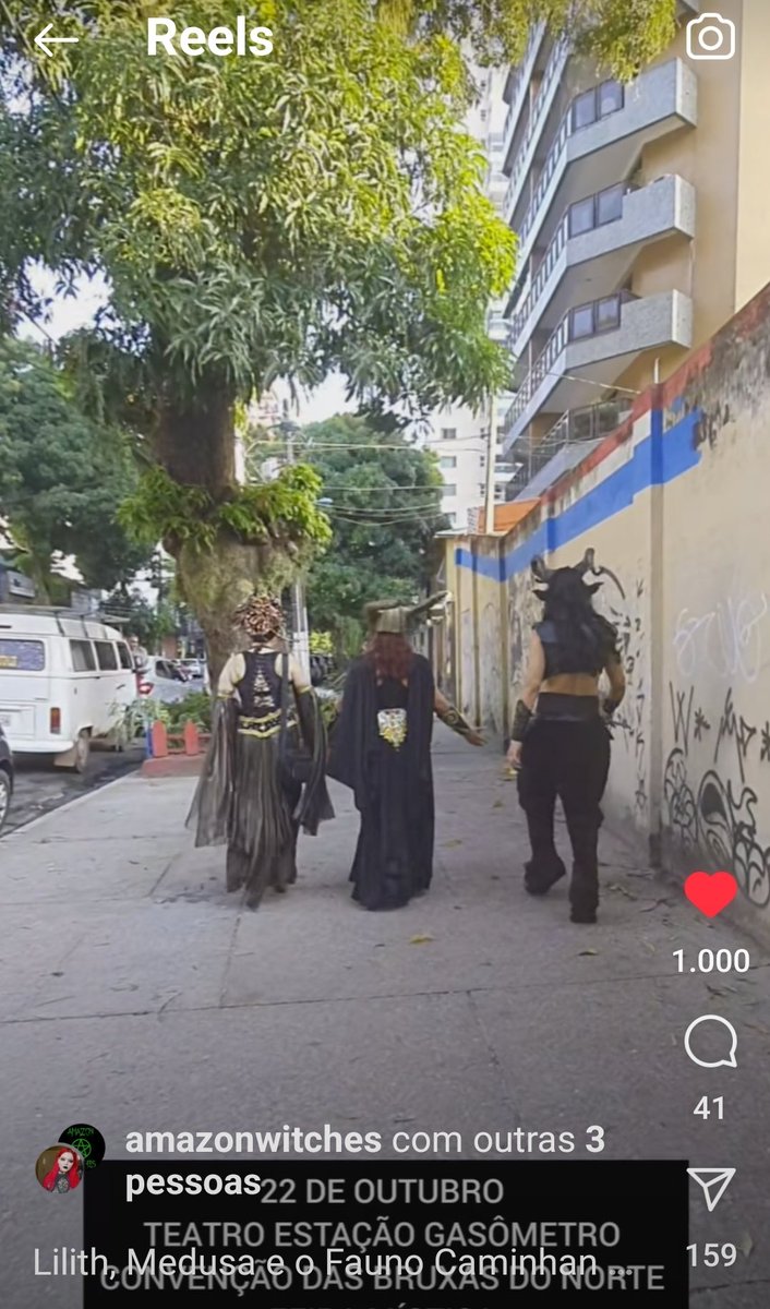 girlslikelmsy's tweet photo. Mil curtidas no vídeo do evento da Amazon Witches e  tá dando fila de espera para comprar ingresso no site.
Vai ser sucesso sim ou claro?
Dia 22 de outubro no Teatro Estação Gasômetro 
BELÉM-PA 
FERIA MÍSTICA 
EDIÇÃO CONVENÇÃO DAS BRUXAS DO NORTE 🕯 https://t.co/UUmBV3IidZ