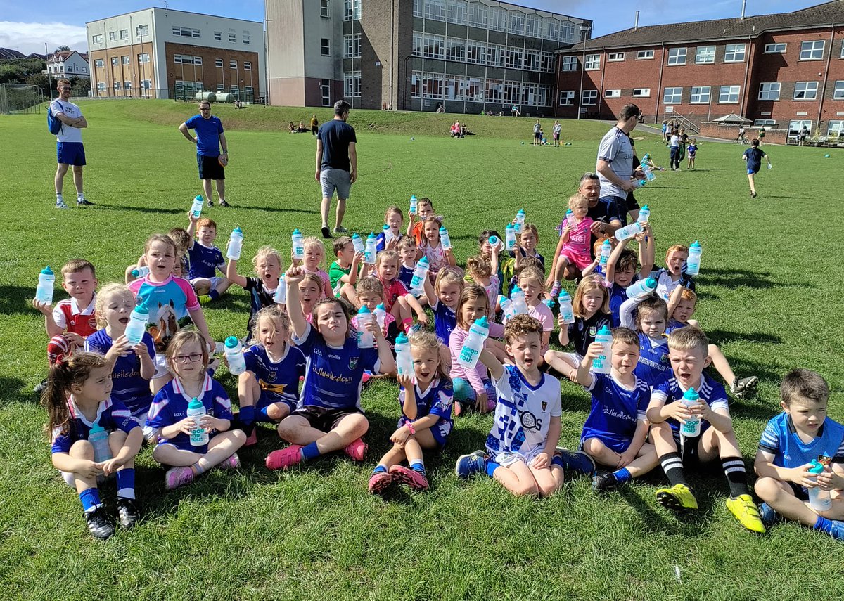 niwnews's tweet image. We were delighted to provide reusable waterbottles for the Warrenpoint GAA U5 team, keeping them hydrated and helping the club become more sustainable by reducing single use plastics.

If you club would like to join the #refillution contact education@niwater.com