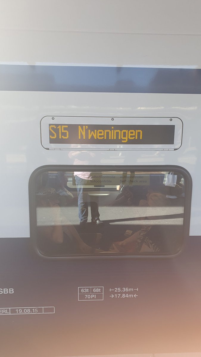 tappo755's tweet photo. @zvv_contact .. ist man jetzt auch mit den Anzeigen im spar modus ?.. für jemand der nicht ortskundig ist dies nervend https://t.co/6YsCOrs7Fo