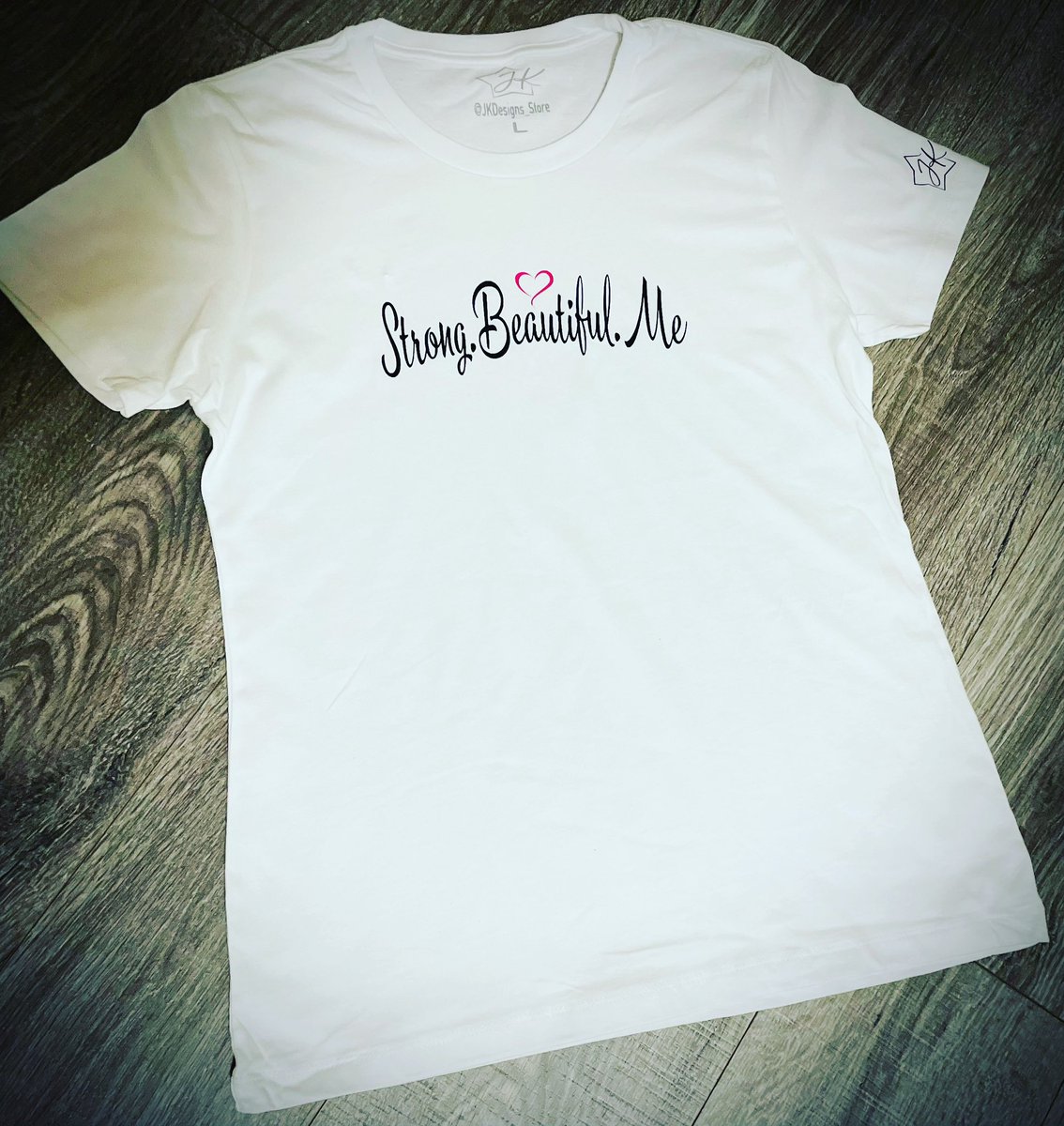 “Self Love” tee. Get one for $20shipped. 

#selflove #customtees #customtshirts #womenstshirts #htvvinyl #smallbusiness #143vinyl #mentalhealth #positivity #blackownedbusiness
