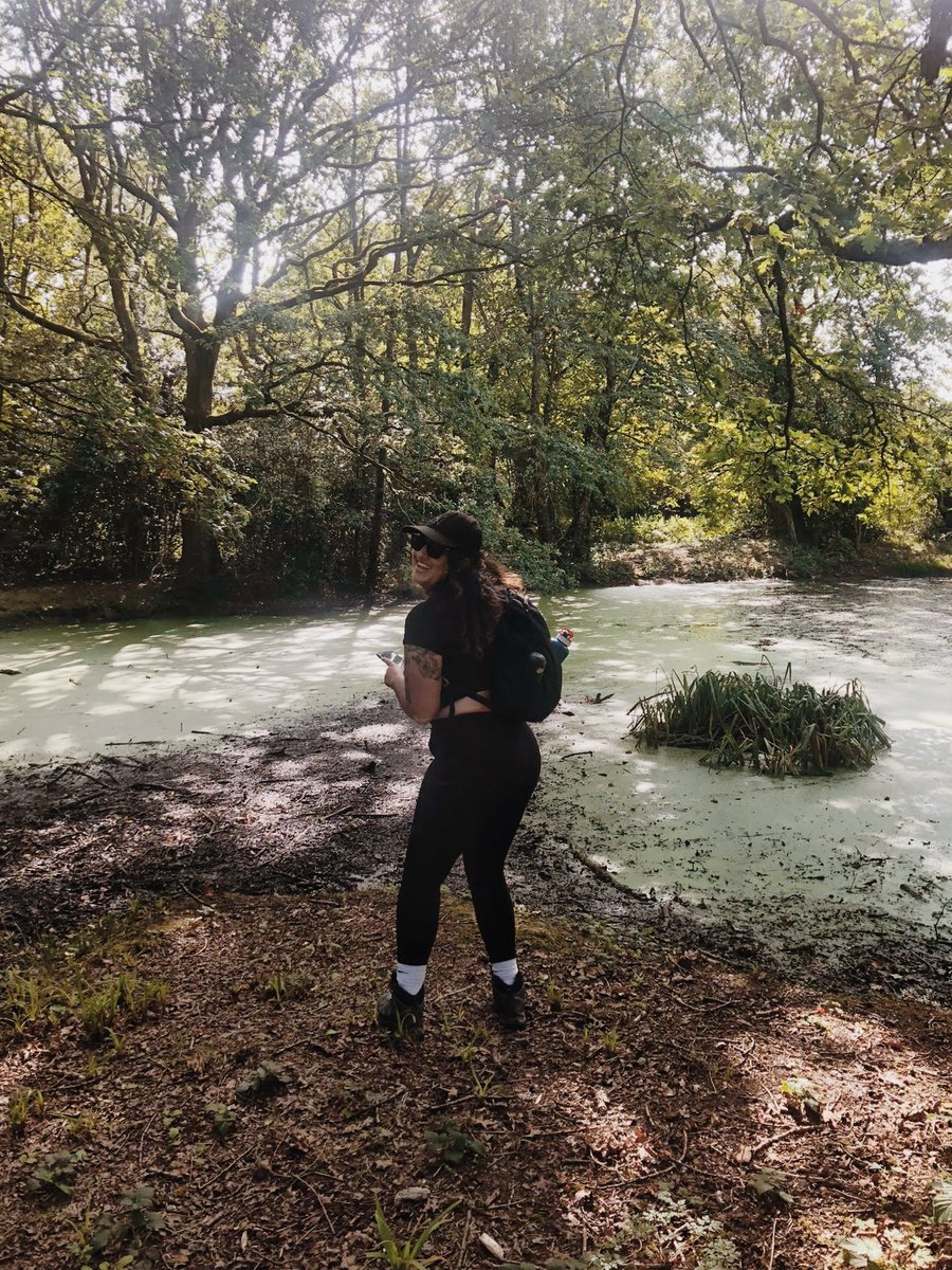 AmeenaRojee's tweet photo. 32 🥳

Hiked part of the #VanguardWay yesterday to celebrate, 20km from Croydon to the M25 👣 https://t.co/Jjy1YQm3Q7