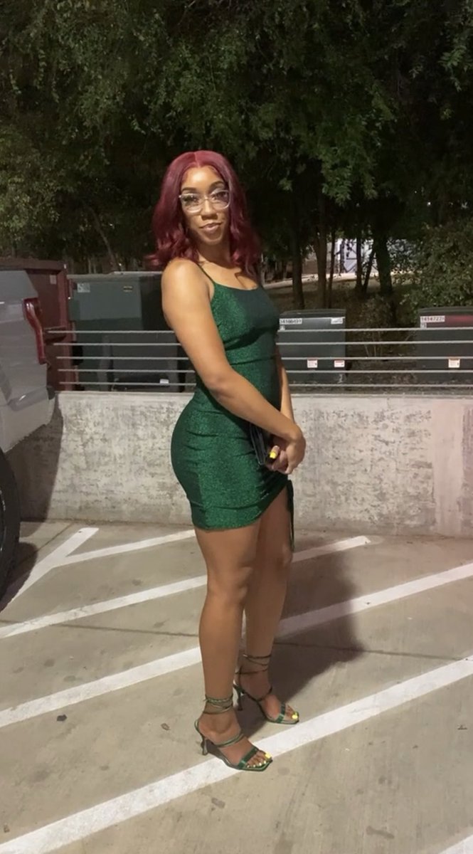 MightyLongLegs_'s tweet photo. I looked so mf good this weekend , skeeyeee https://t.co/WuMebiEuF2