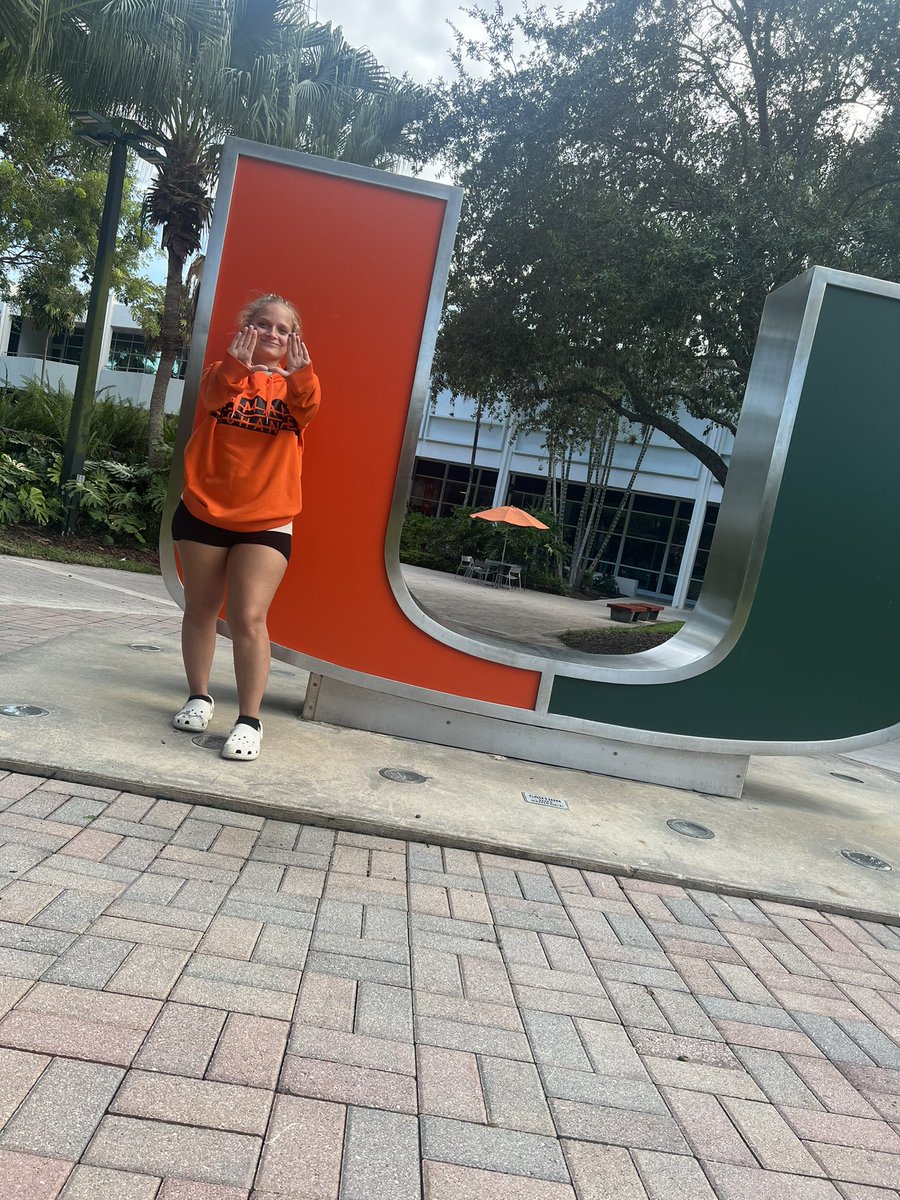 lexyh305's tweet photo. too much fun. home away from home.
🌴🙌🏼 https://t.co/FbkgQo4XYZ