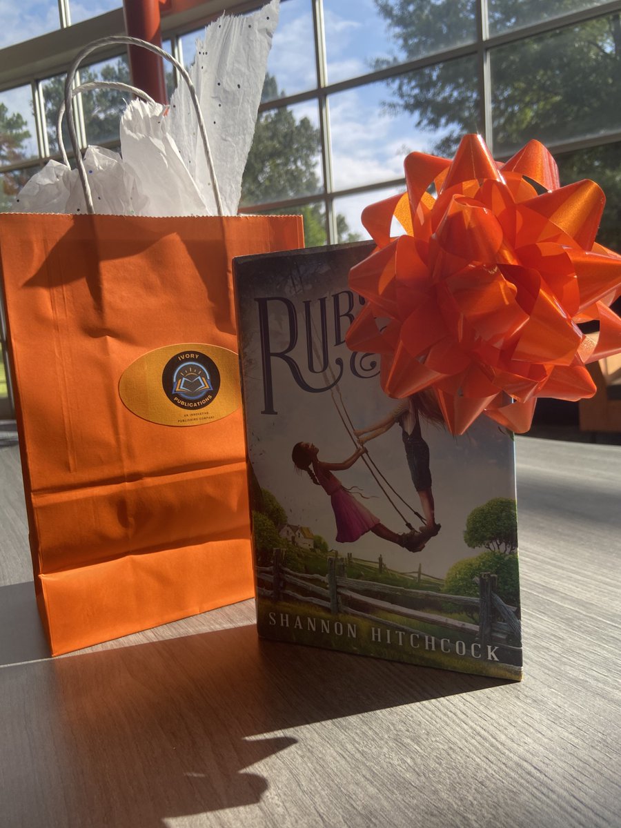 IvoryPublicLLC's tweet photo. @IvoryPublicLLC kicked off its first annual Book Tasting Tour at @JLIAMediaCenter. Scholars were given the opportunity to explore different literary genres, engage in fun activities and indulge in tasty snacks. Thank you for having us. Stay tuned for updates on our next tour stop https://t.co/jGA4e0DYfu