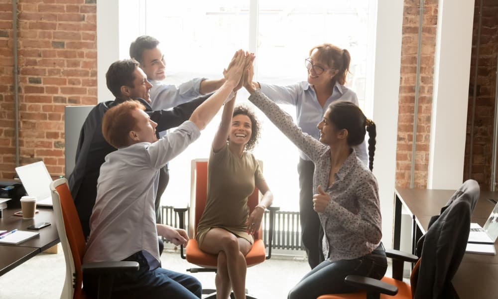 BeVendorSmart's tweet photo. Engaging with residents on social media, sharing community news, and providing online access to information builds trust and fosters transparency. Level up your property management game today! #PropertyManagement #SocialMedia" https://t.co/Xf5Ka3yJKB https://t.co/VOAg8Pg9ON