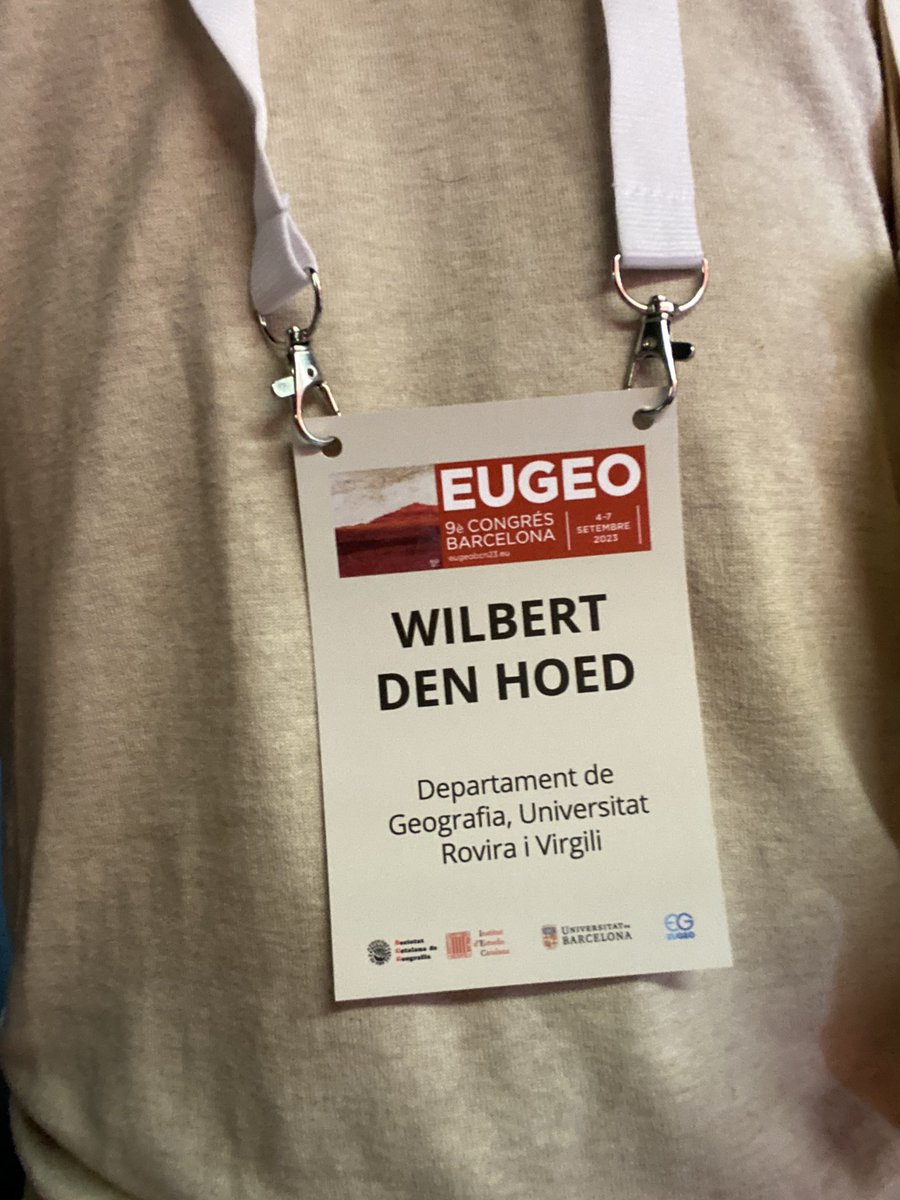 From #RGSIBG23 in London to #EUGEO in Barcelona in a matter of two days! Very pleased to learn from and contribute to the British and European meetings of geographers, anem per feina! 🤪