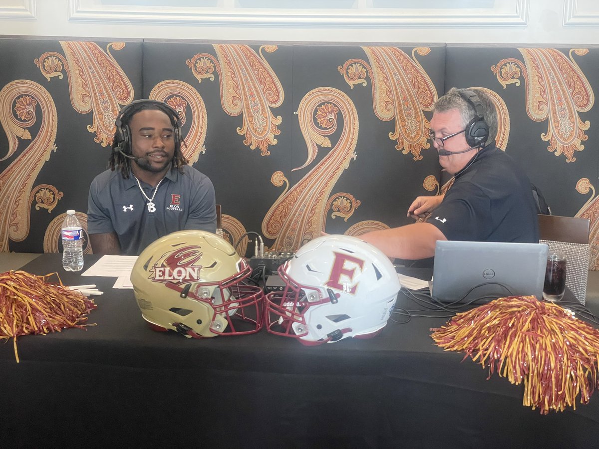 ElonFootball's tweet image. Great lunch at The Mark today as we discuss the Wake Forest game and look ahead to Gardner-Webb. #AED