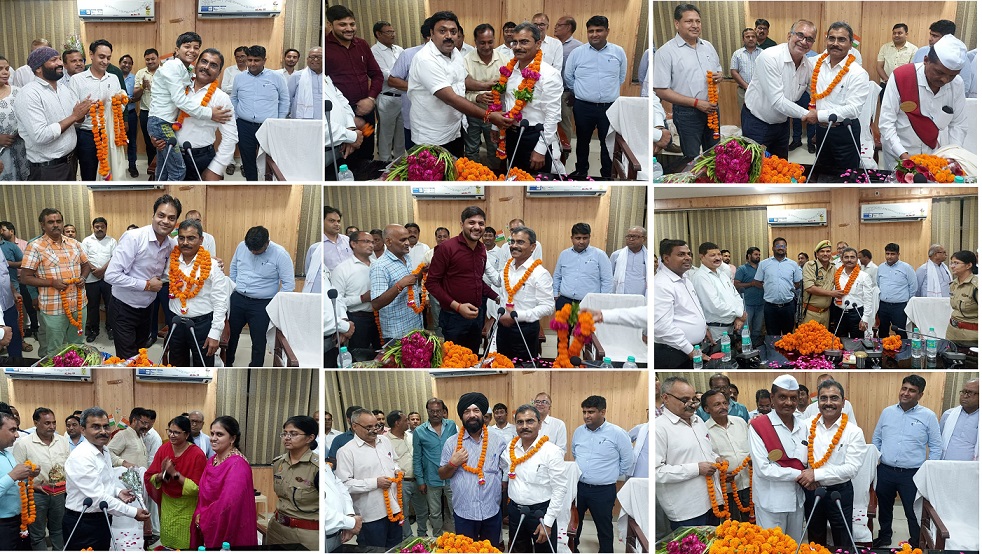 आप सभी जनपद वासियों के अप्रतिम स्नेह से अभिभूत हूँ | आप सभी का प्रेम एवं माँ यमुना / बेतवा के पावन तट में बसे हमीरपुर की सुन्दर स्मृतियाँ सदैव मेरे ह्रदय में समाहित रहेंगी | आप सभी को बहुत धन्यवाद व उज्जवल जीवन की शुभकामनाएं - डॉ० चंद्रभूषण <a href="/DrChandraBhus10/">Dr. Chandra Bhushan Tripathi I. A. S.</a>