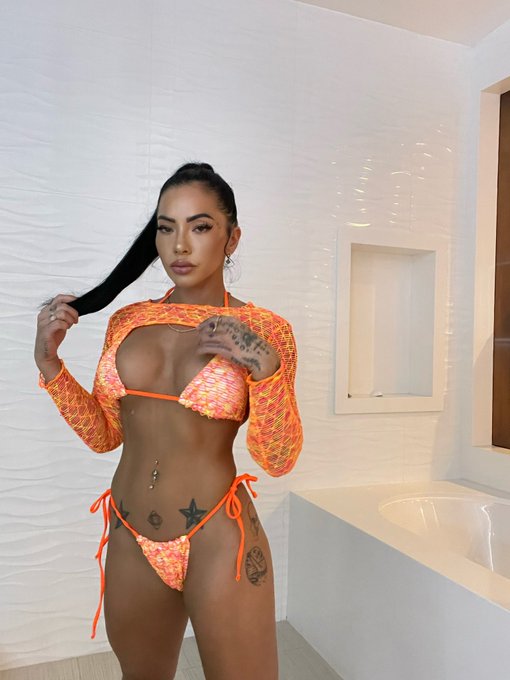 https://t.co/1lTWr2pMYb join meeeeee today 😝🔥 https://t.co/WjHKvq6qeo