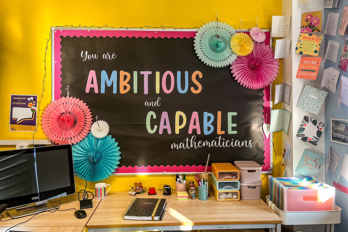 Miss Herring ✨ tweet media