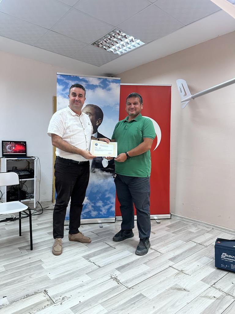 tmimarsinanmtal's tweet photo. Kıymetli öğretmenlerimize Üstün Başarı Belgeleri takdim edildi. Başarıları daim olsun. 👏
@tcmeb @Yusuf__Tekin @ahpehlivan53  @AdemKoca46 @kutlutekinbas @OguzhanTulucu @CiceYusuf  @toroslarmem @MeslegimHayatim @MersinMEM
#TOROSLAREĞİTİMEHAZIR https://t.co/lLasipOSyi