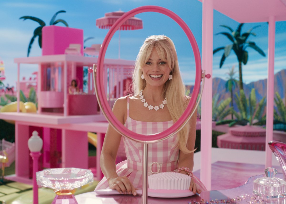 Esta noche en Cinema Tomares - Cine de Verano "Barbie"
