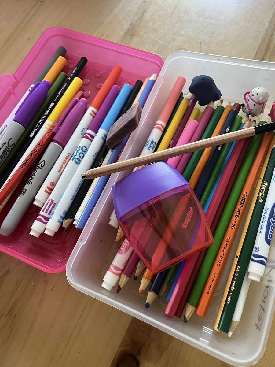 mrslake123's tweet photo. Parents it is okay not to have brand new school supplies. We pulled from the junk drawer. In ON it will be summer weather and no one needed new clothes. Next week this stuff will be 70% off at the grocery store. This is how we foster green living. Reduce and reuse! https://t.co/kswiZaNzEg
